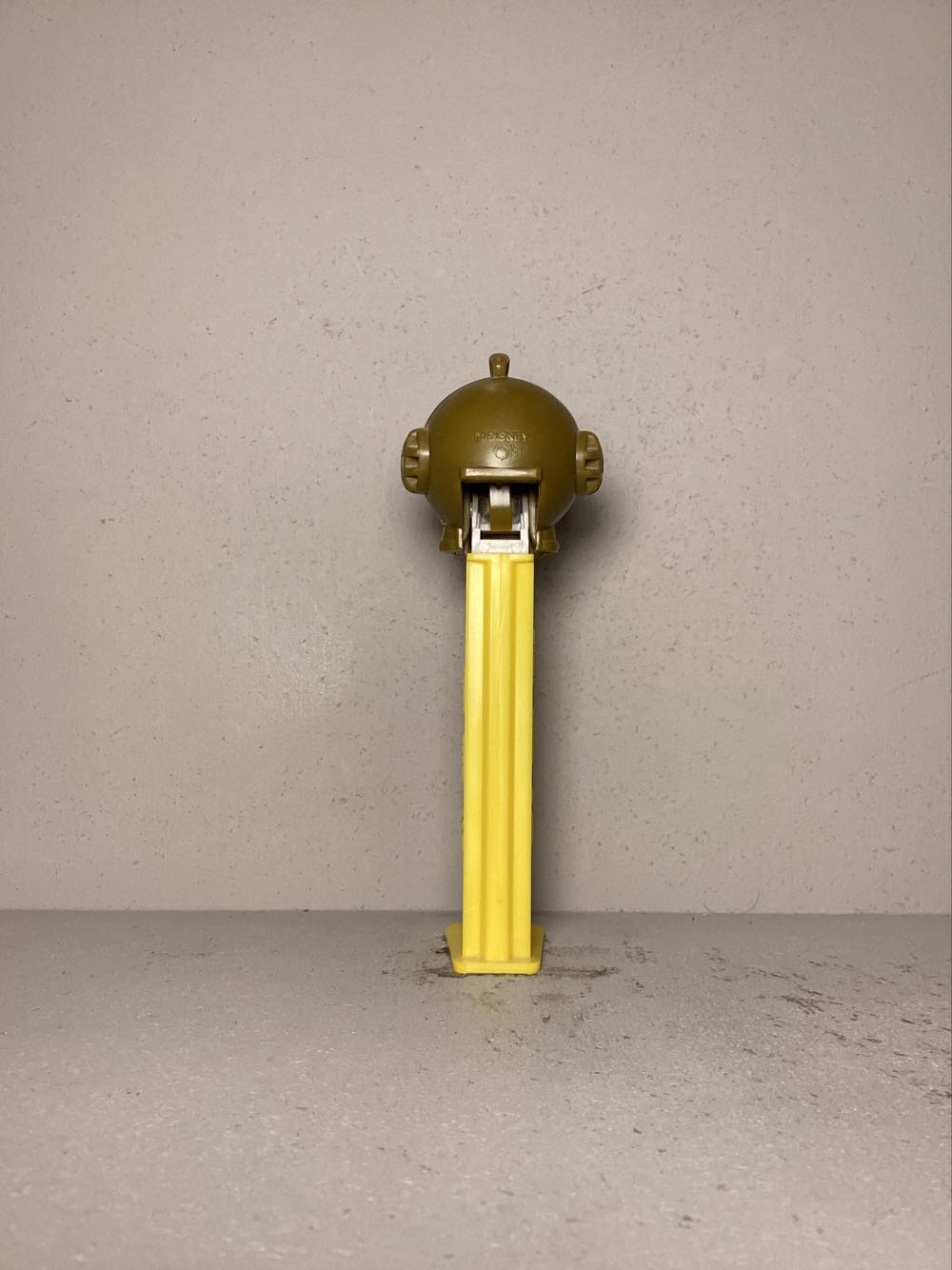 Disney- Chicken Little - Licenced Characters pez collectible - Main Image 3