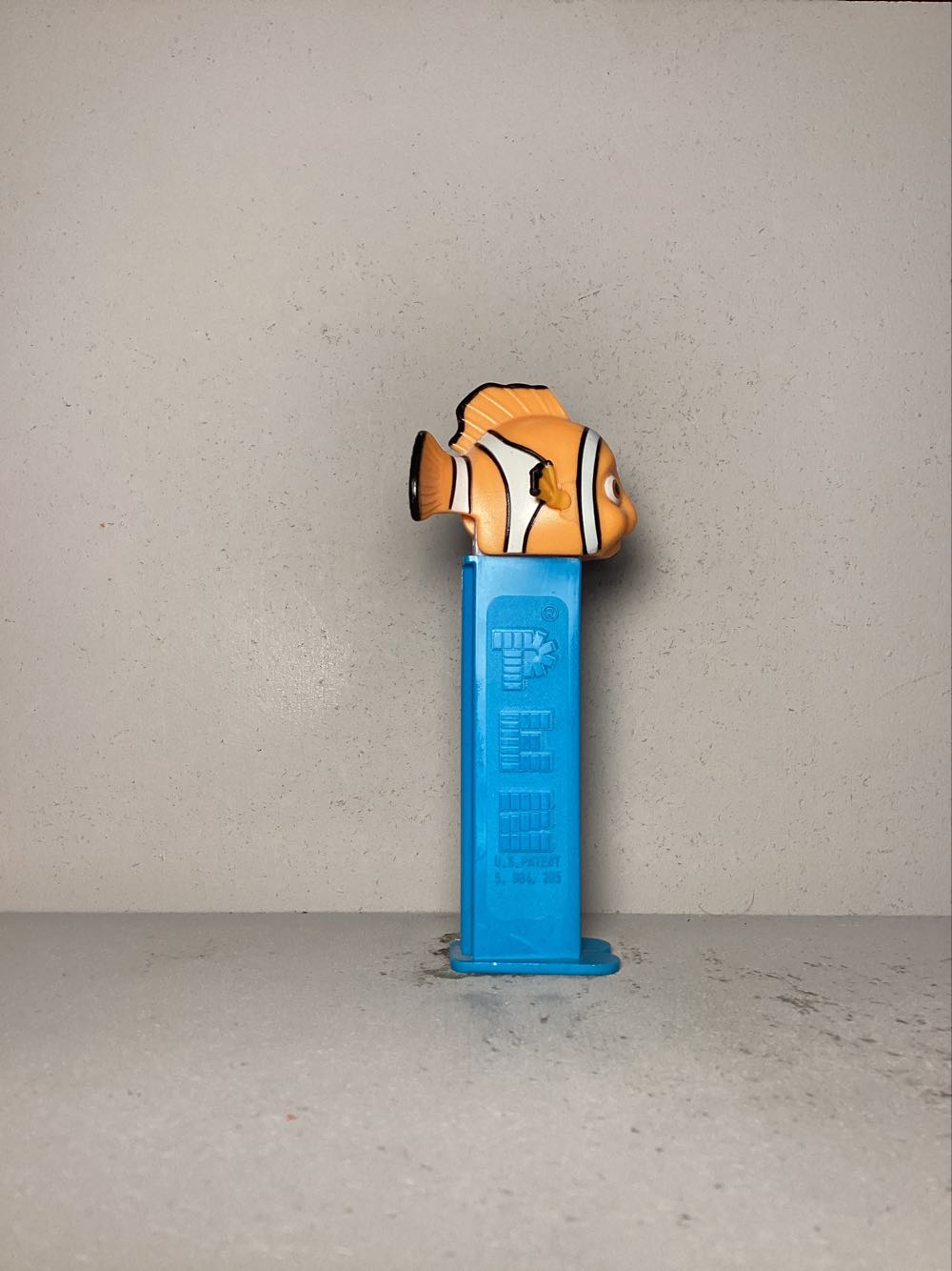 Disney- Finding Nemo/ Dory - Licenced Characters pez collectible - Main Image 2