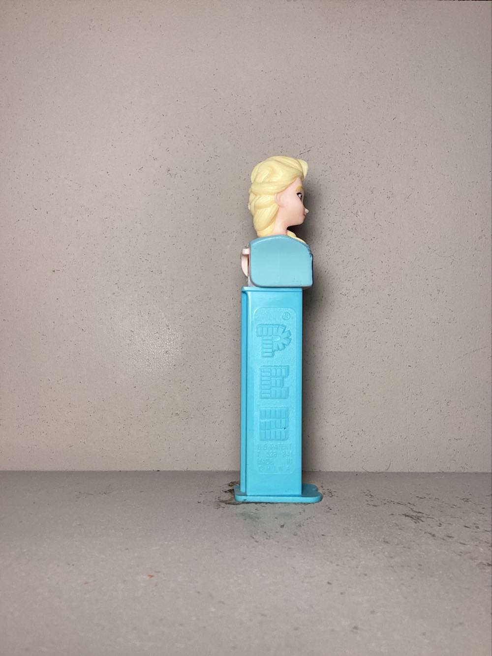 Disney- Frozen - Licenced Characters pez collectible - Main Image 2