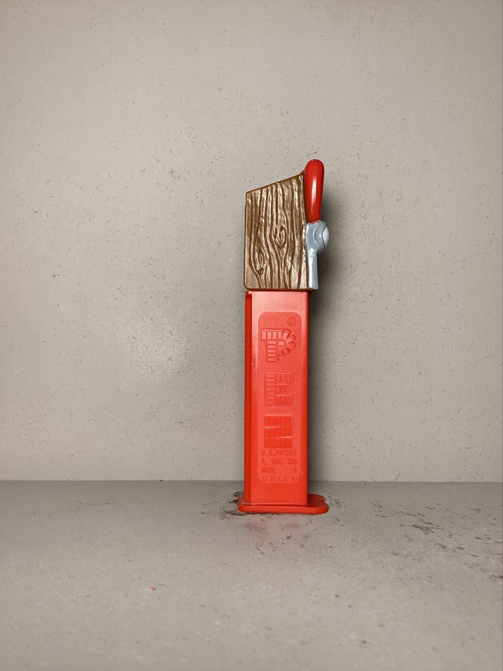 Disney- Handy Manny - Licenced Characters pez collectible - Main Image 2