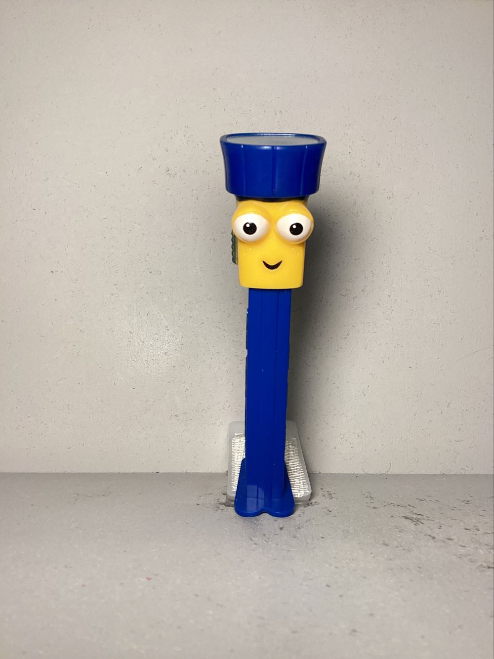 Snoopy (Joe Cool) Jumbo/Giant PEZ Dispenser