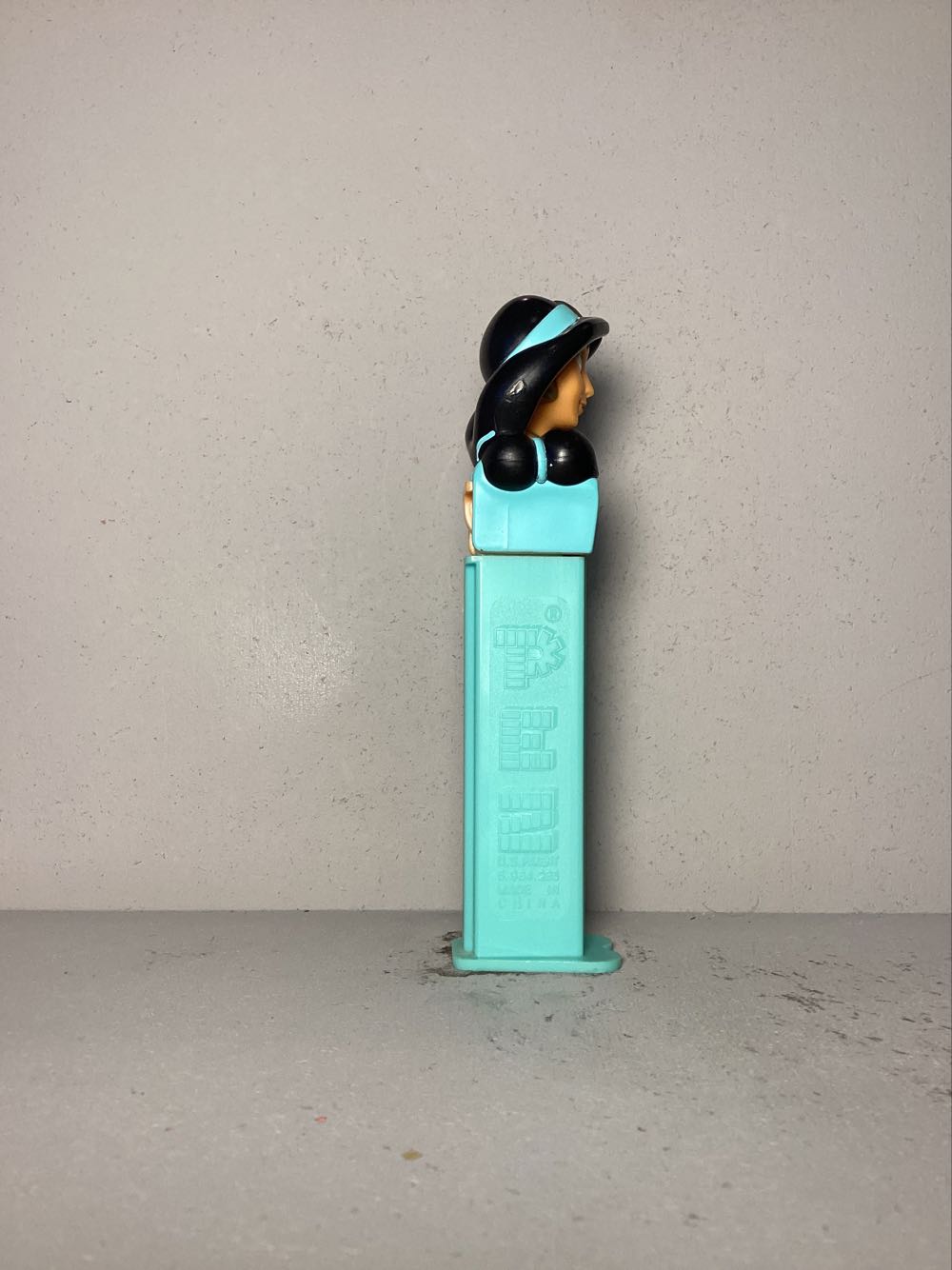 Disney- Princesses - Licenced Characters pez collectible - Main Image 2