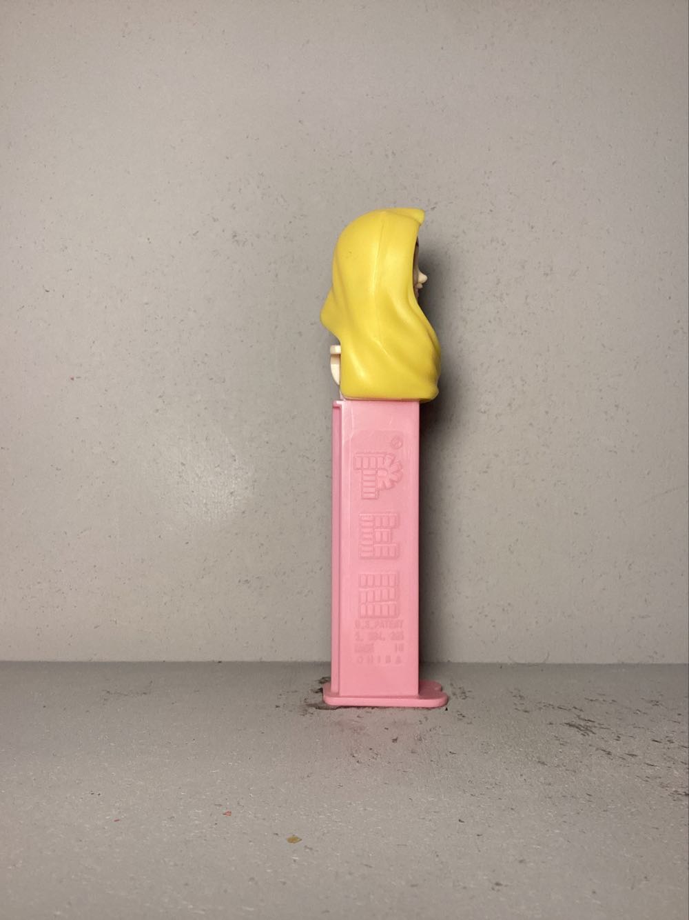 Disney- Princesses - Licenced Characters pez collectible - Main Image 2