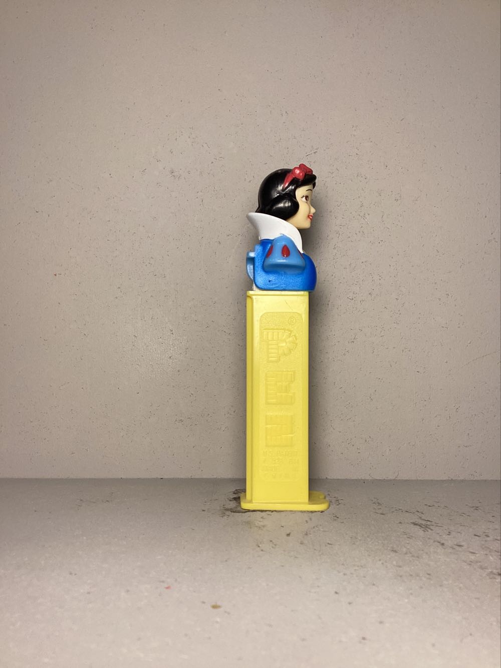 Disney- Snow White and 7 Dwarfs - Licenced Characters pez collectible - Main Image 2