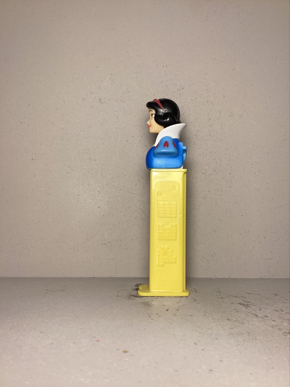 Disney- Snow White and 7 Dwarfs - Licenced Characters pez collectible - Main Image 4