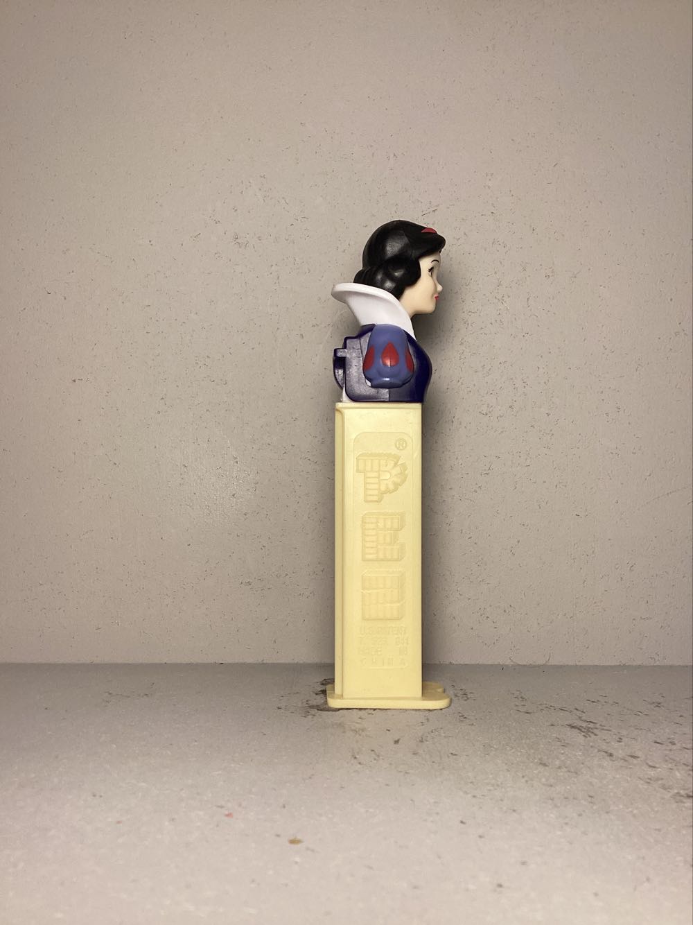 Disney- Snow White and 7 Dwarfs - Licenced Characters pez collectible - Main Image 2