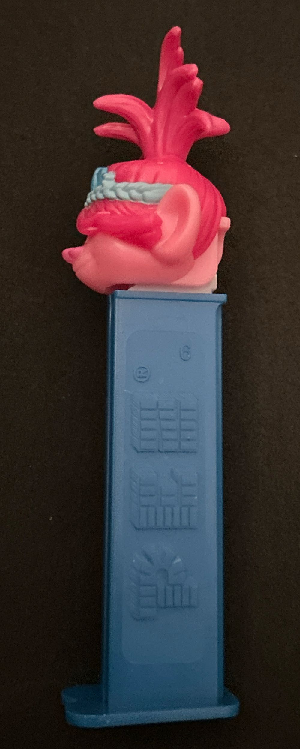 Trolls - Queen Poppy - Animated Movies pez collectible [Barcode 073621091696] - Main Image 3