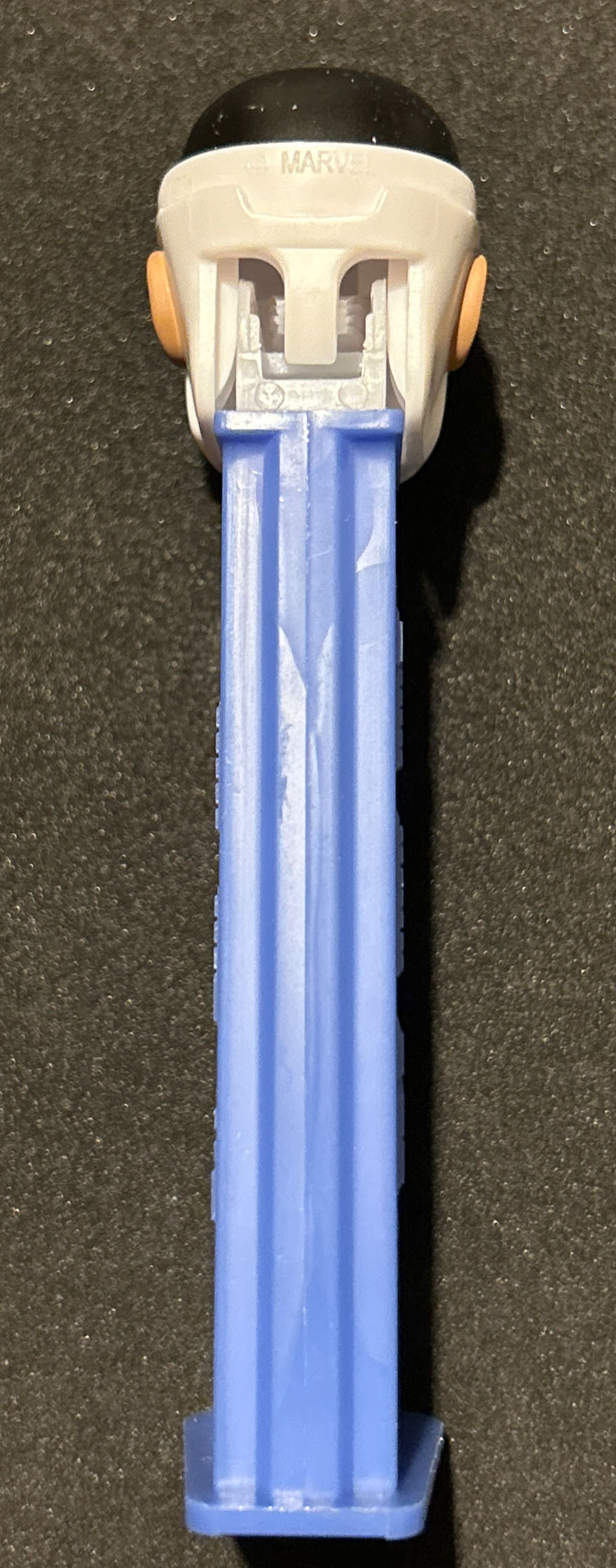 Marvel - Sam Wilson Captain America - Tv Show pez collectible [Barcode 073621091122] - Main Image 2