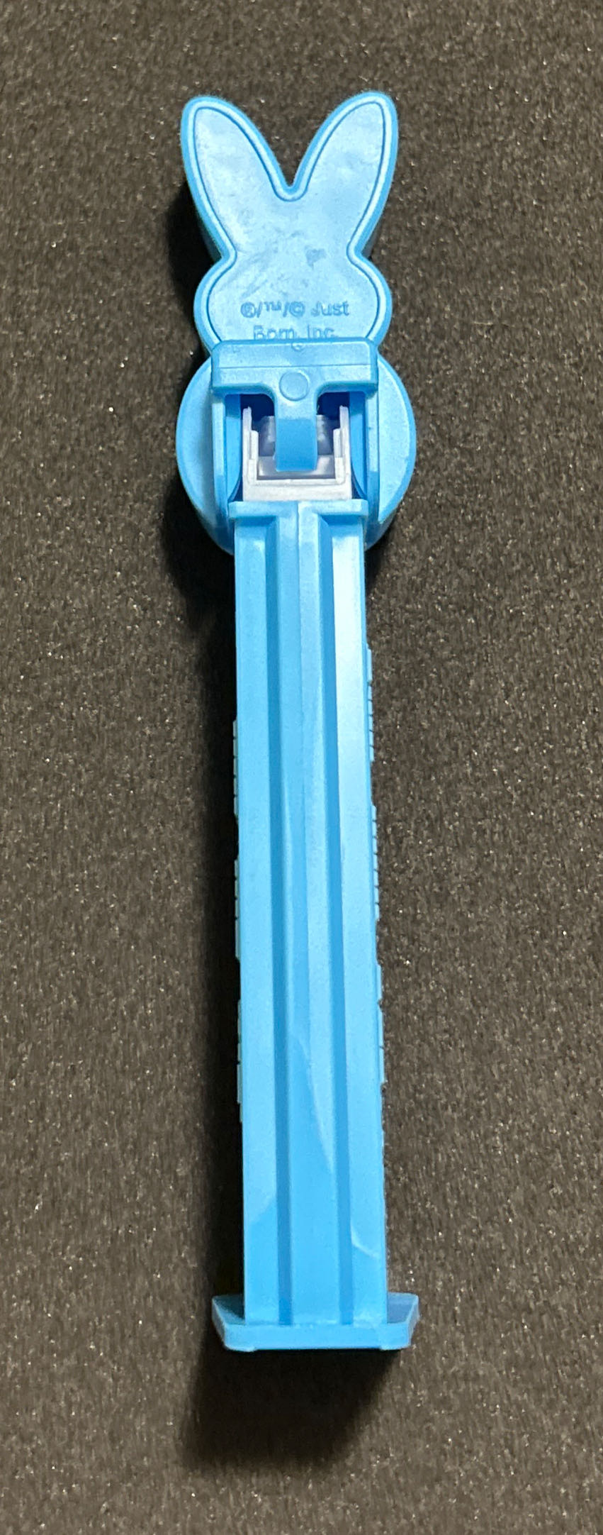 Easter - Peeps Blue Bunny - Seasonal pez collectible [Barcode 073621094321] - Main Image 2