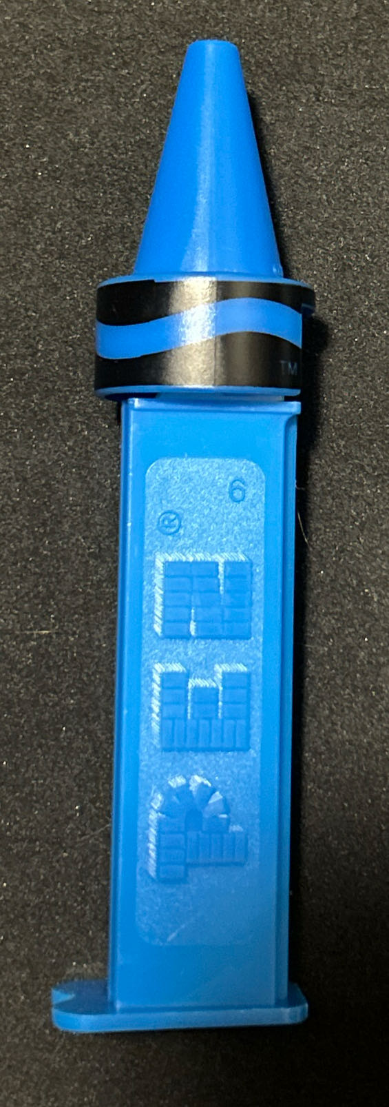 Crayola - Blue Crayon  pez collectible [Barcode 073621012004] - Main Image 2