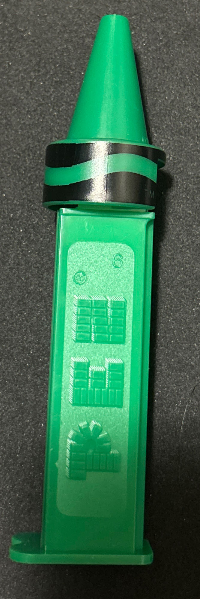 Crayola - Green Crayon  pez collectible [Barcode 073621012004] - Main Image 2