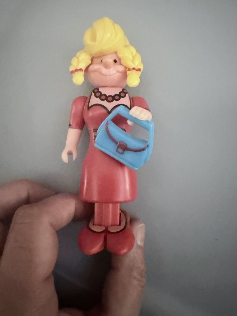 PEZ Exclusive - Presenter Girl - Classic Peppermint (Light Skin)