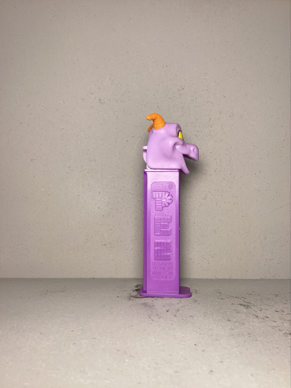Disney- Parks - Licenced Characters pez collectible - Main Image 2