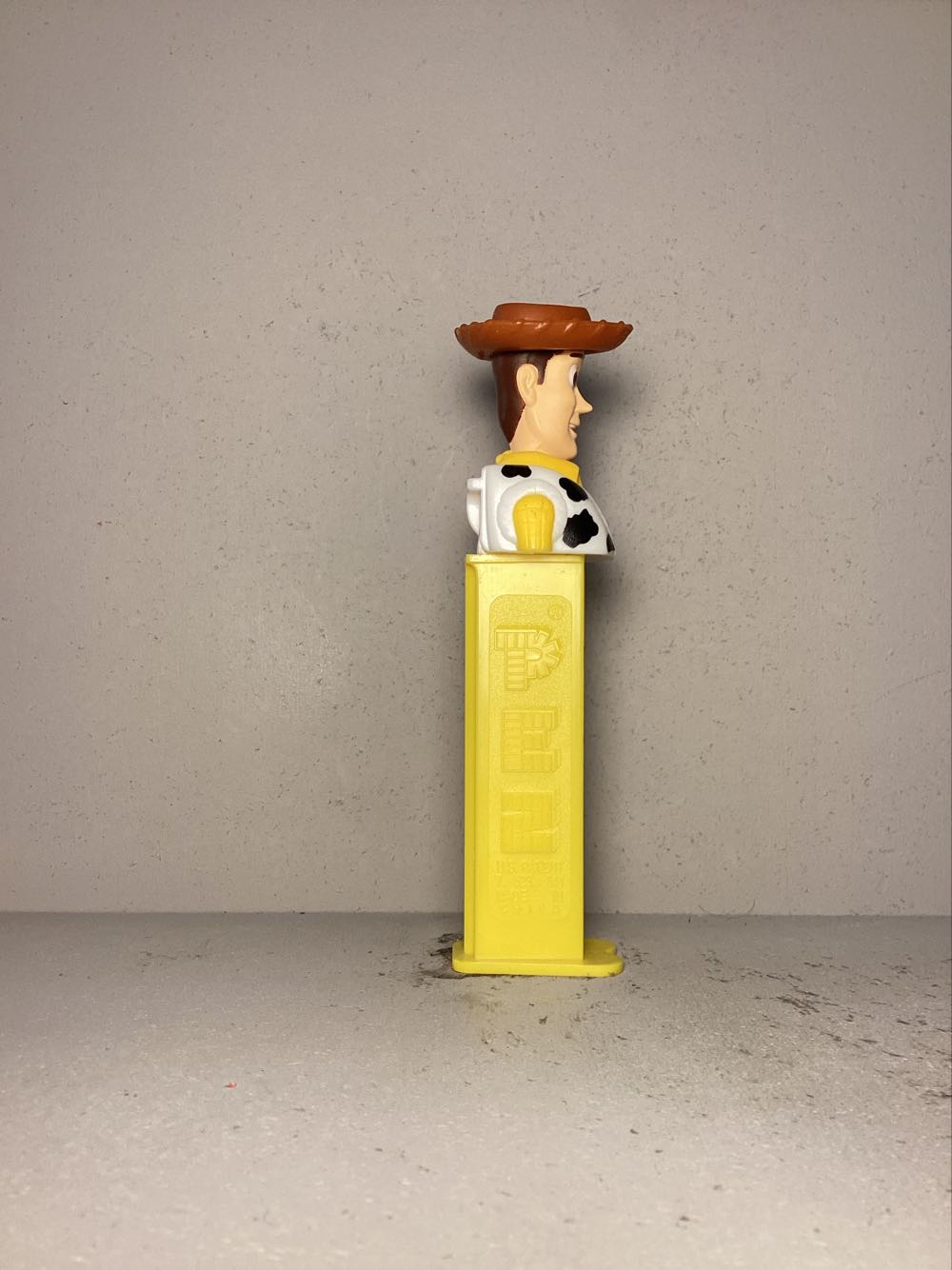 Disney- Parks - Licenced Characters pez collectible - Main Image 2