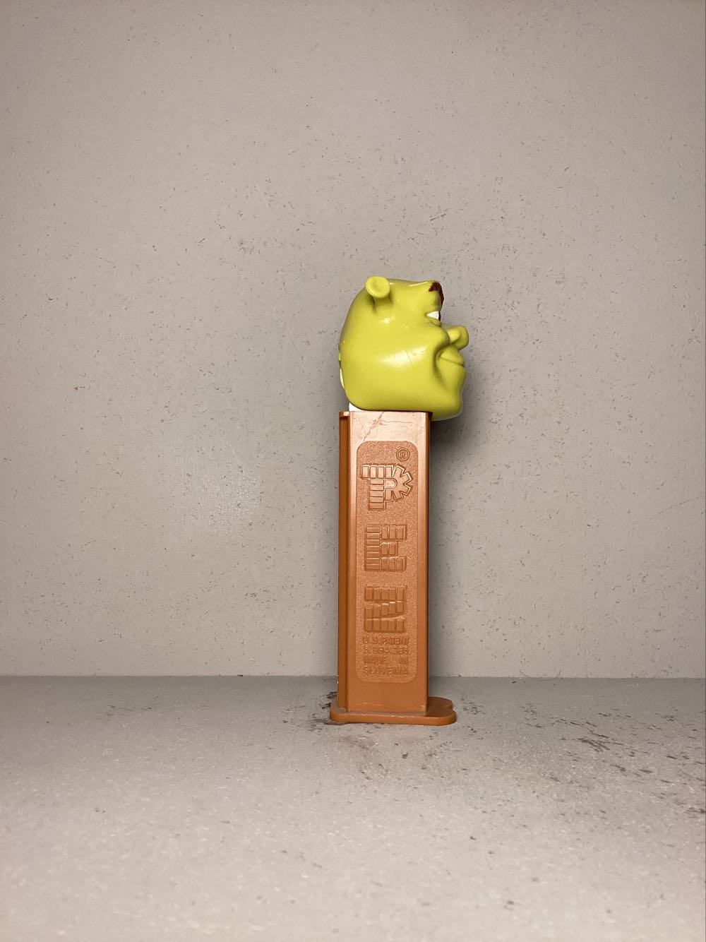 DreamWorks- Shrek - Licenced Characters pez collectible - Main Image 2