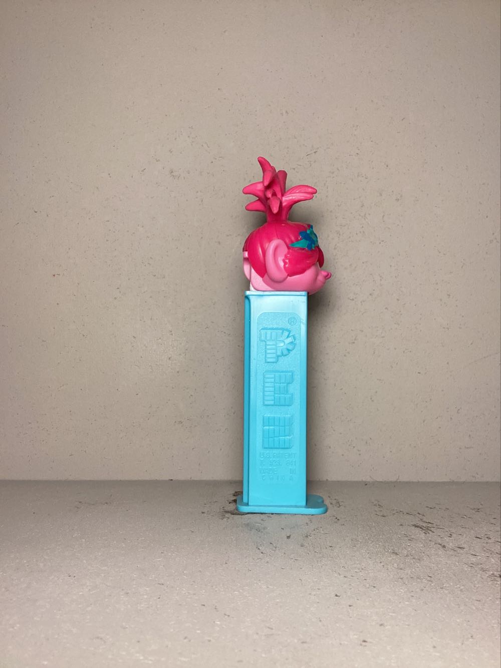 DreamWorks- Trolls - Licenced Characters pez collectible - Main Image 2