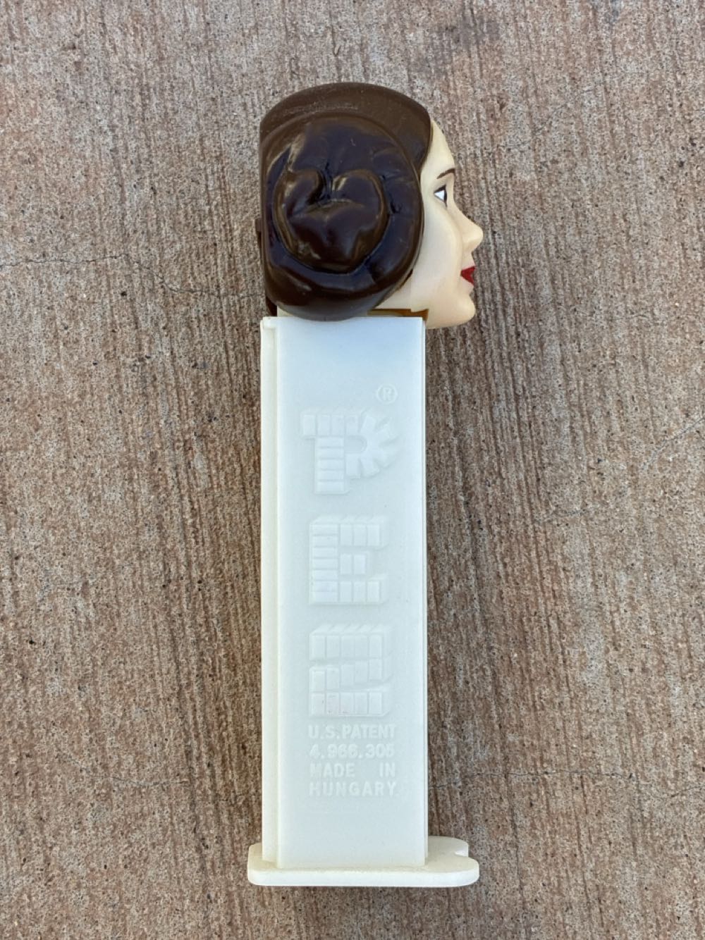 Princess Leia - Star Wars pez collectible - Main Image 2