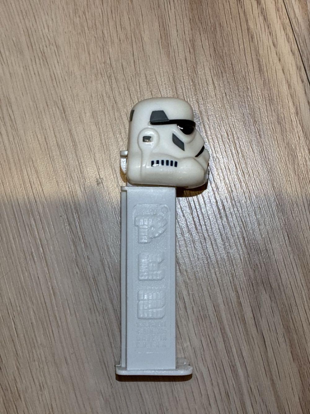 Stormtrooper - Star Wars pez collectible - Main Image 2