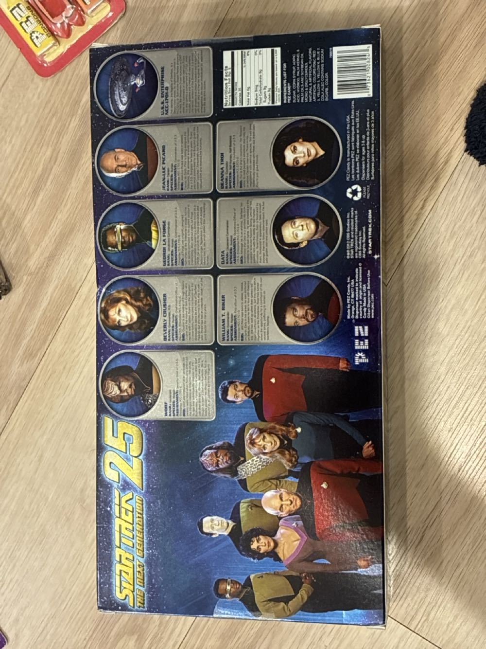 Star Trek: The Next Generation Giftset - Star Trek: The Next Generation (25th Anniversary) pez collectible [Barcode 073621008243] - Main Image 2