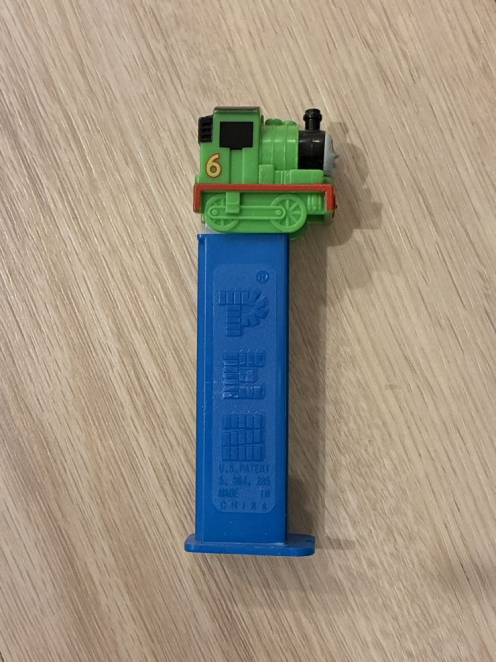 Percy - Thomas & Friends pez collectible [Barcode 886102553381] - Main Image 2