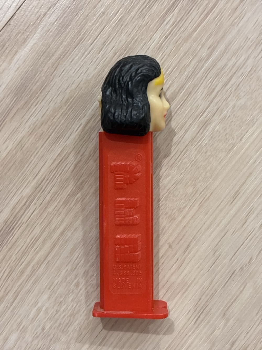 Wonder Woman - DC Comics pez collectible - Main Image 2