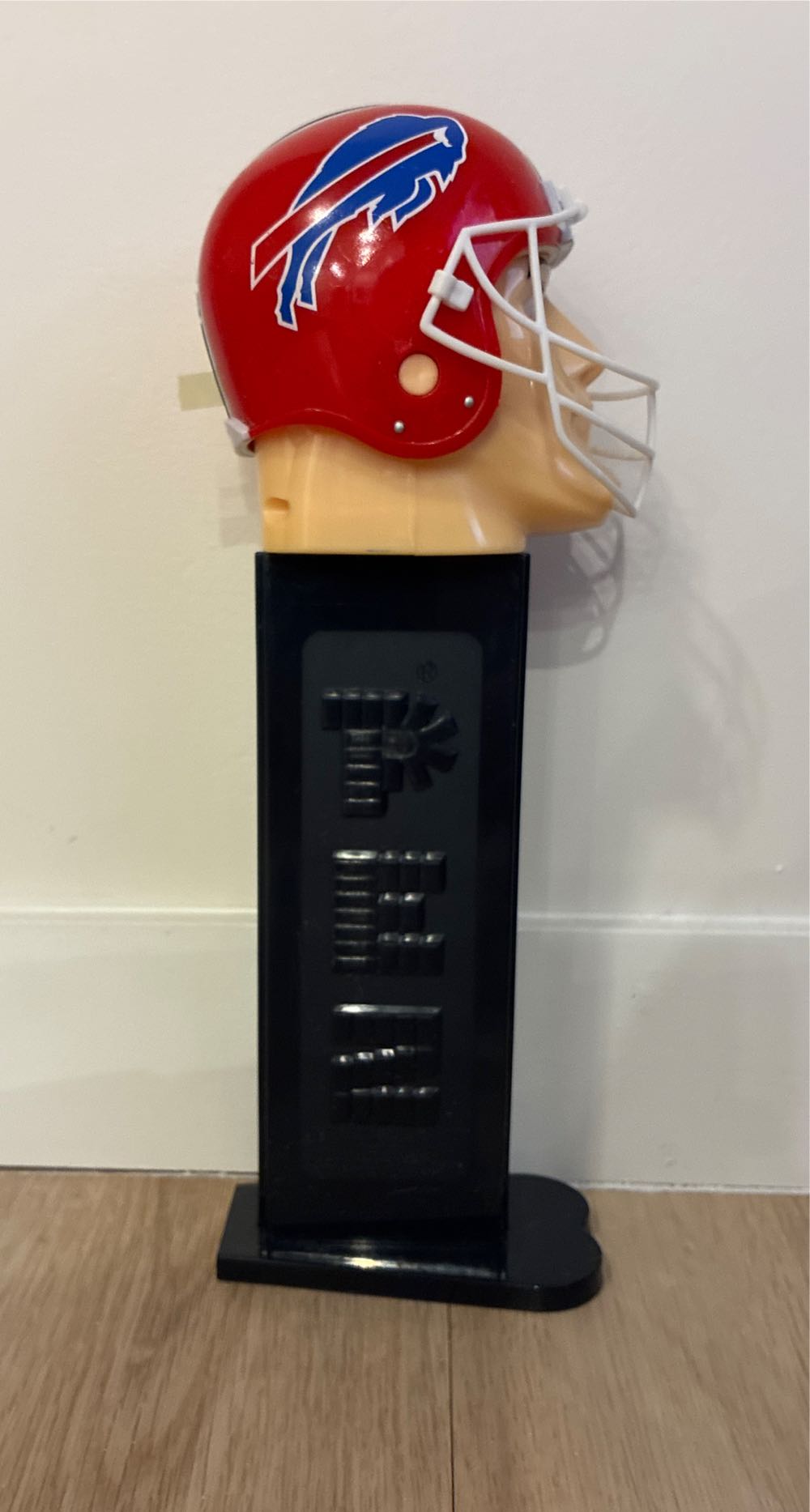 Buffalo Bills Football (Giant) - Giant Pez Candy Roll Dispenser pez collectible [Barcode 00141350840] - Main Image 3