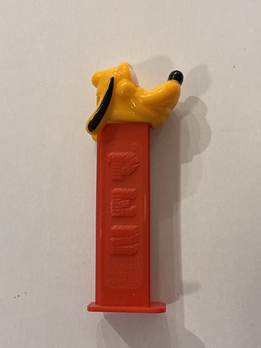 Pluto - Disney - Mickey Mouse pez collectible - Main Image 2