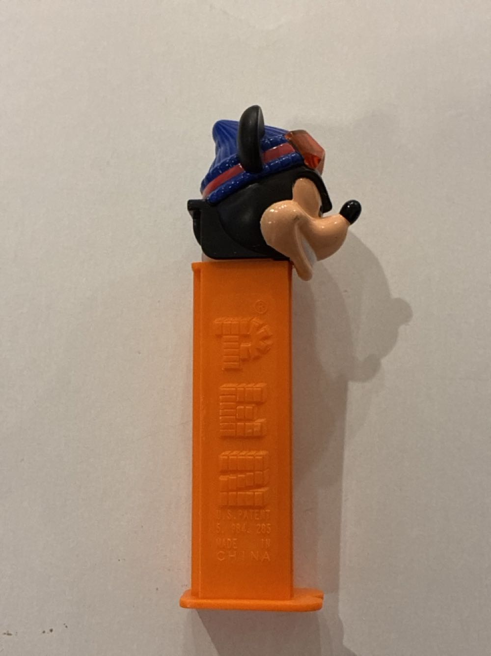 Mickey Mouse (Ski Goggles / Winter Hat) - Disney - Mickey Mouse pez collectible - Main Image 2