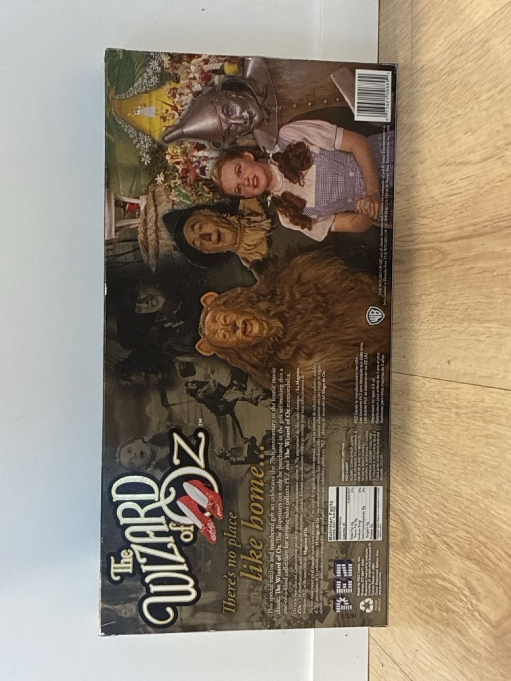 Wizard of Oz - The Wizard of Oz (70th Anniversary Collector’s Series) pez collectible [Barcode 034000123241] - Main Image 2