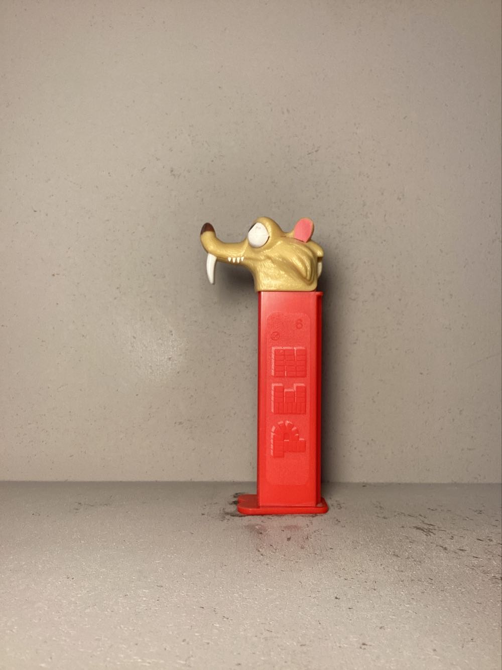 Ice Age 2 - Scrat The Squirrel - Licenced Characters pez collectible - Main Image 4