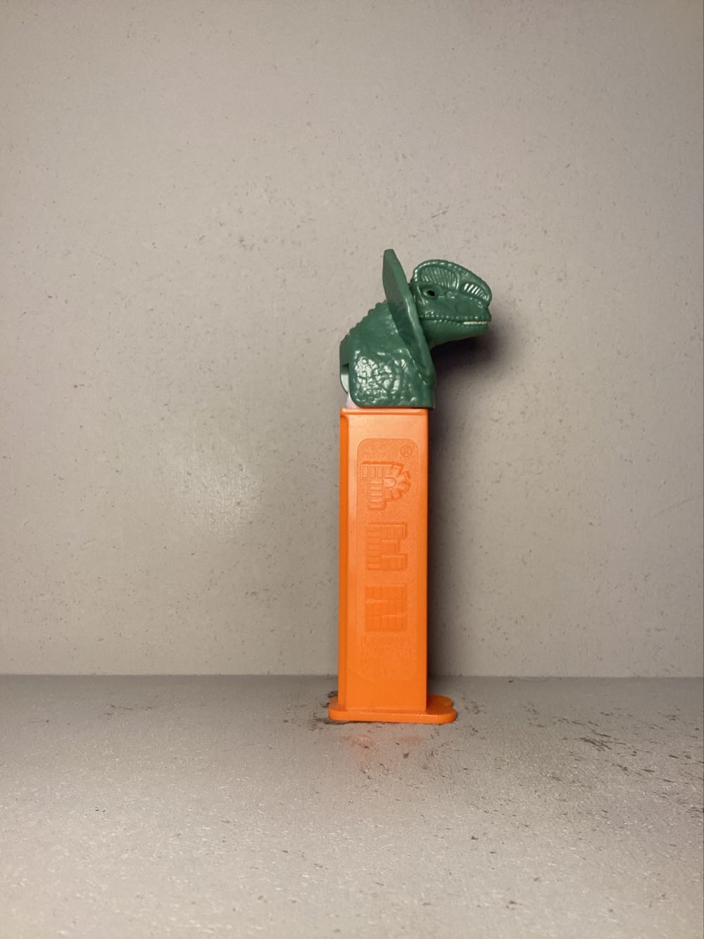 Jurassic World - Licenced Characters pez collectible - Main Image 2