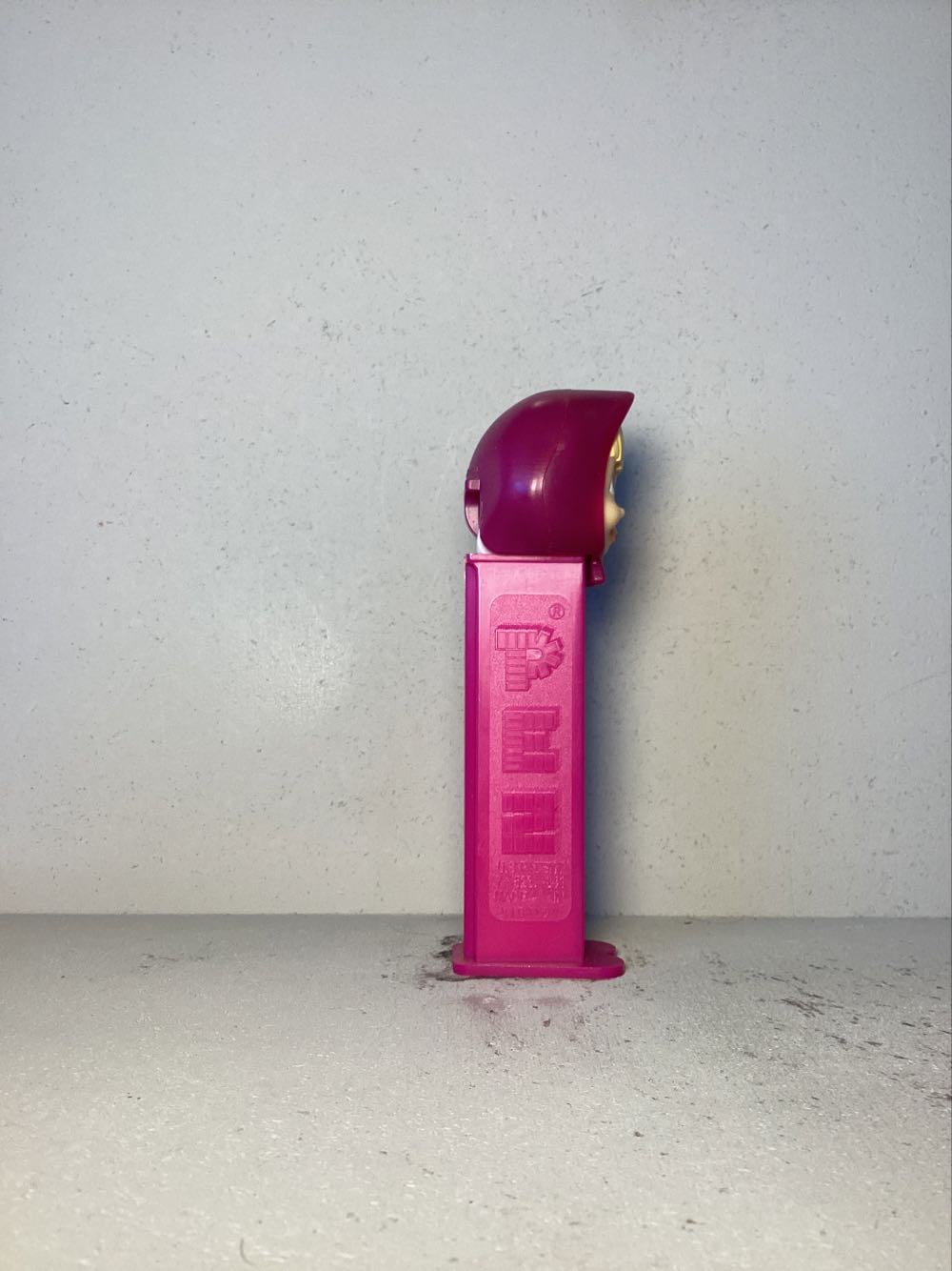 Masha and the Bear - Masha - Licenced Characters pez collectible - Main Image 2