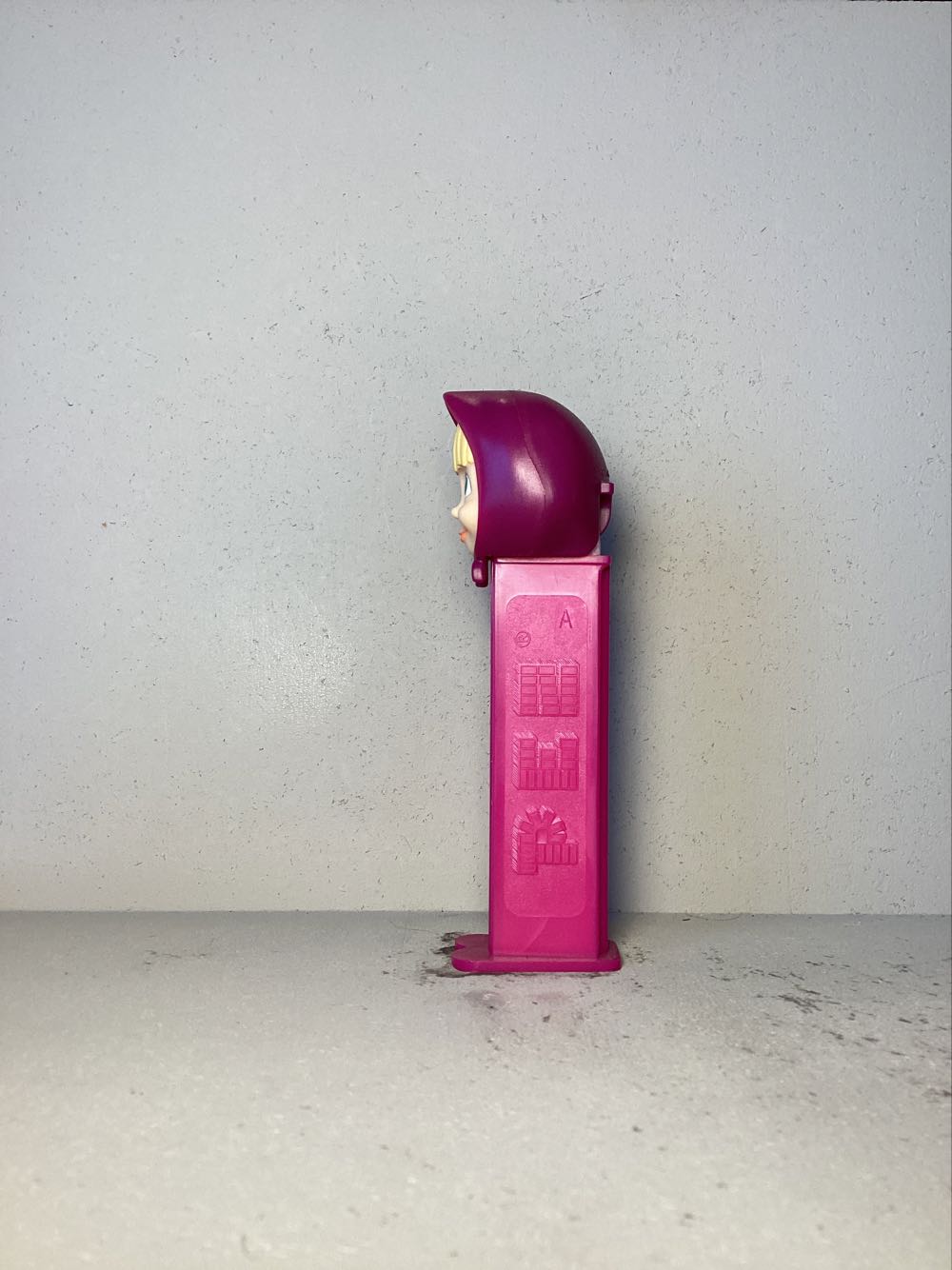 Masha and the Bear - Masha - Licenced Characters pez collectible - Main Image 4