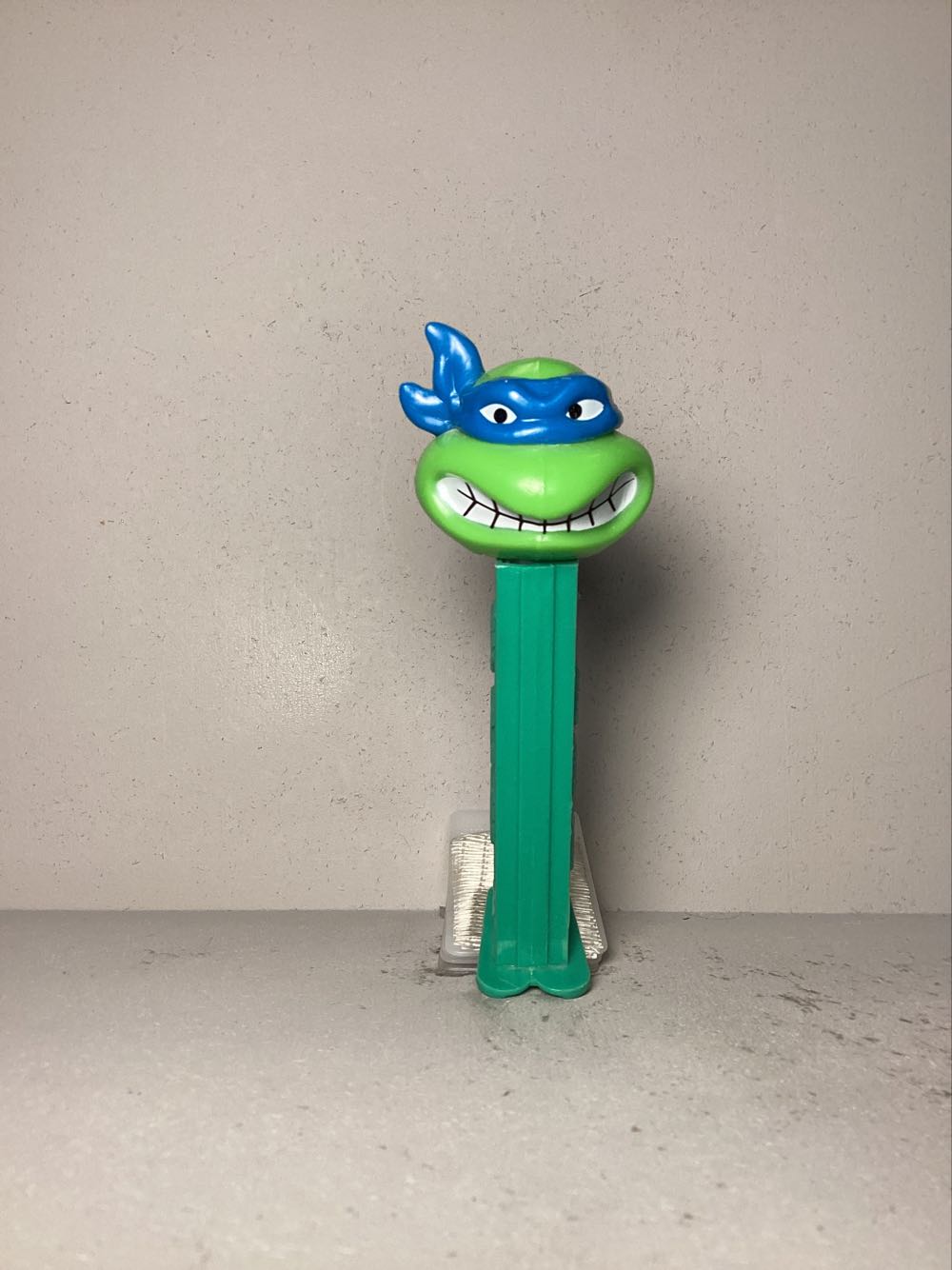 Bugz PEZ Candy & Dispenser