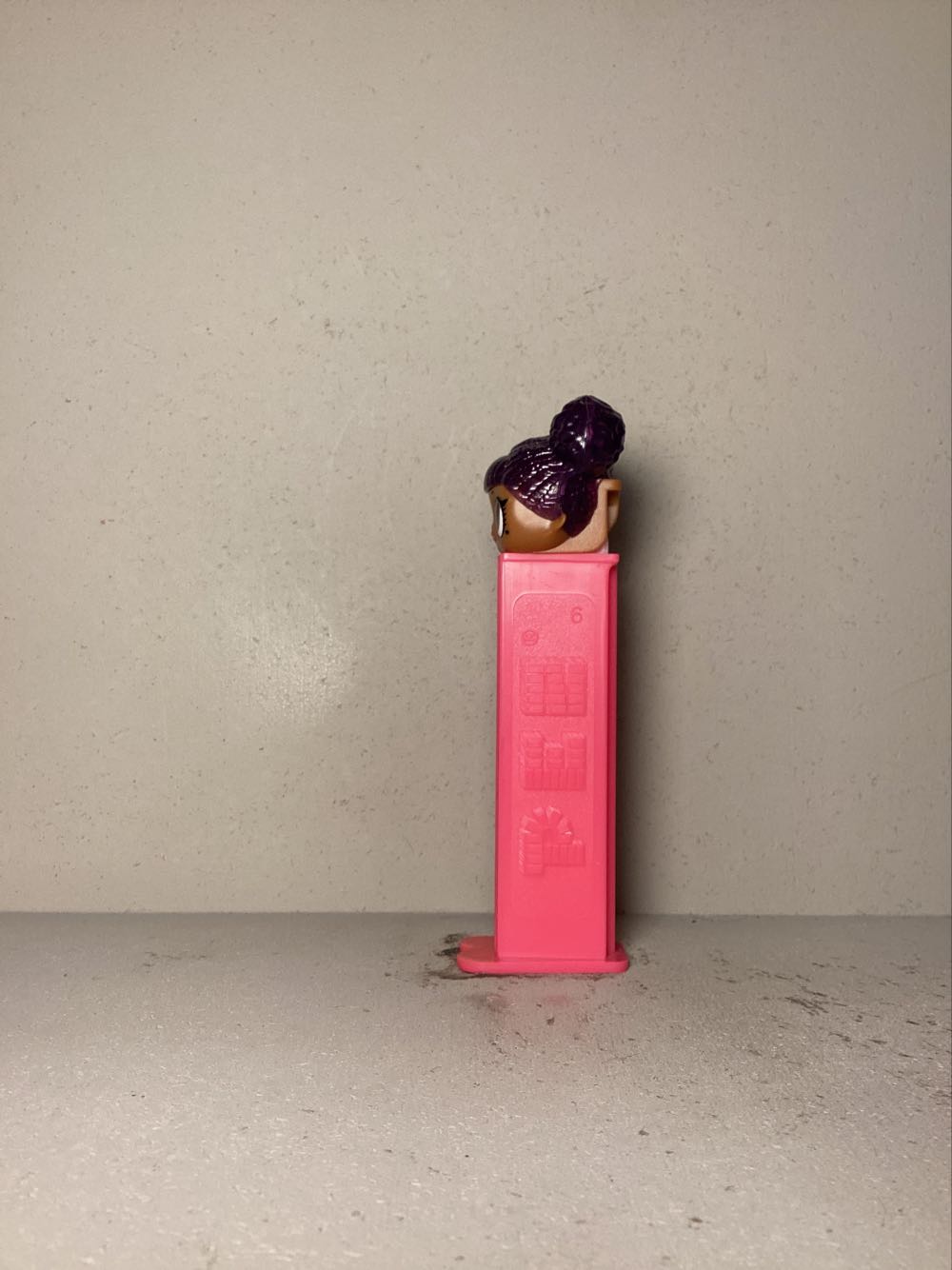 L.O.L. Surprise! -Series 1 - Licenced Characters pez collectible - Main Image 4