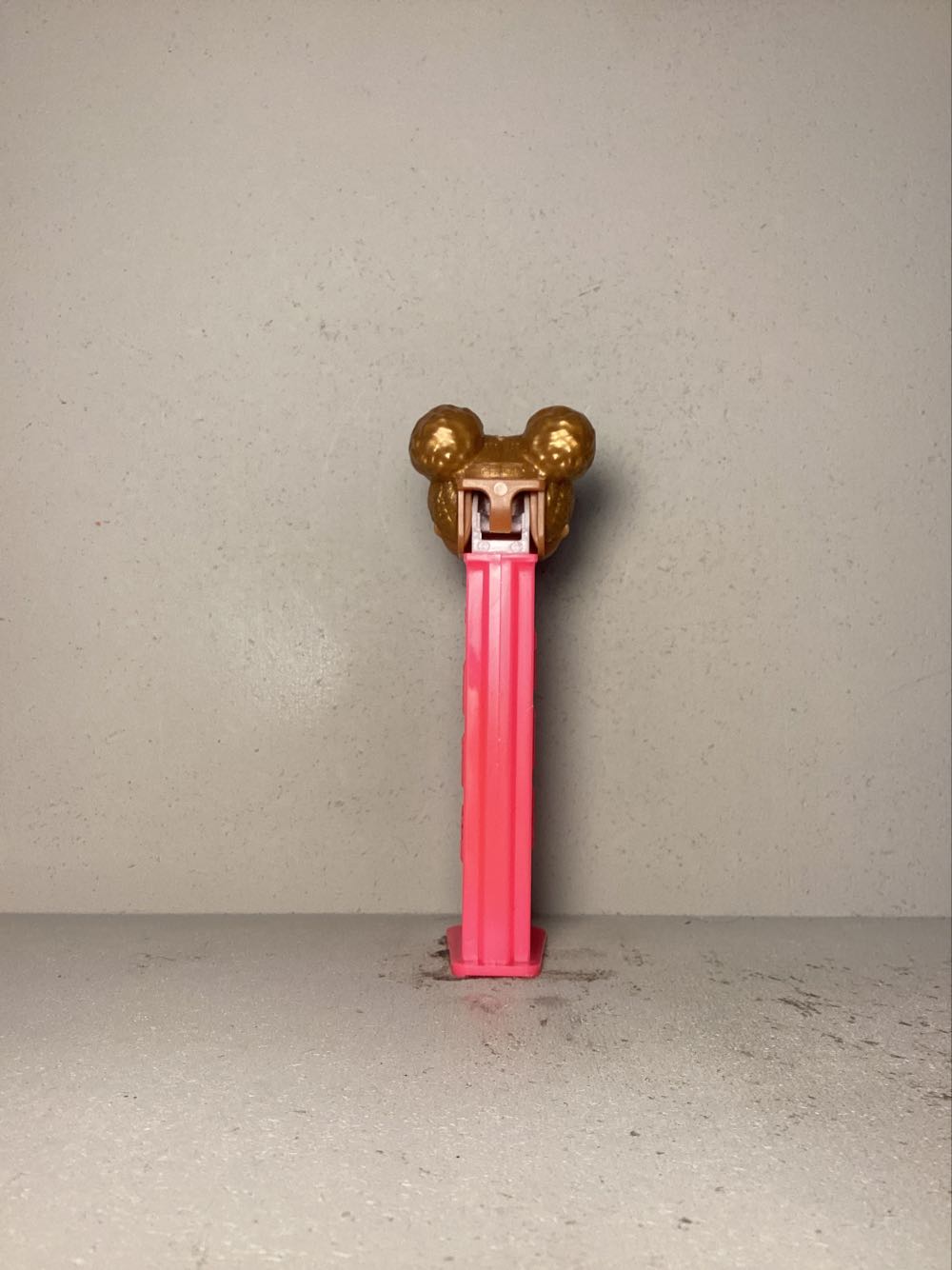 L.O.L. Surprise! -Series 3 - Licenced Characters pez collectible - Main Image 3