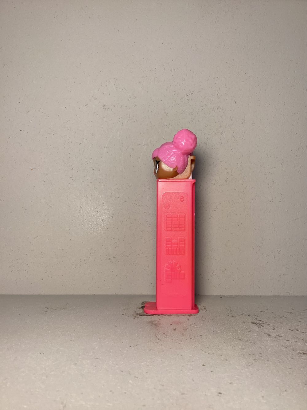 L.O.L. Surprise! -Series 3 - Licenced Characters pez collectible - Main Image 4