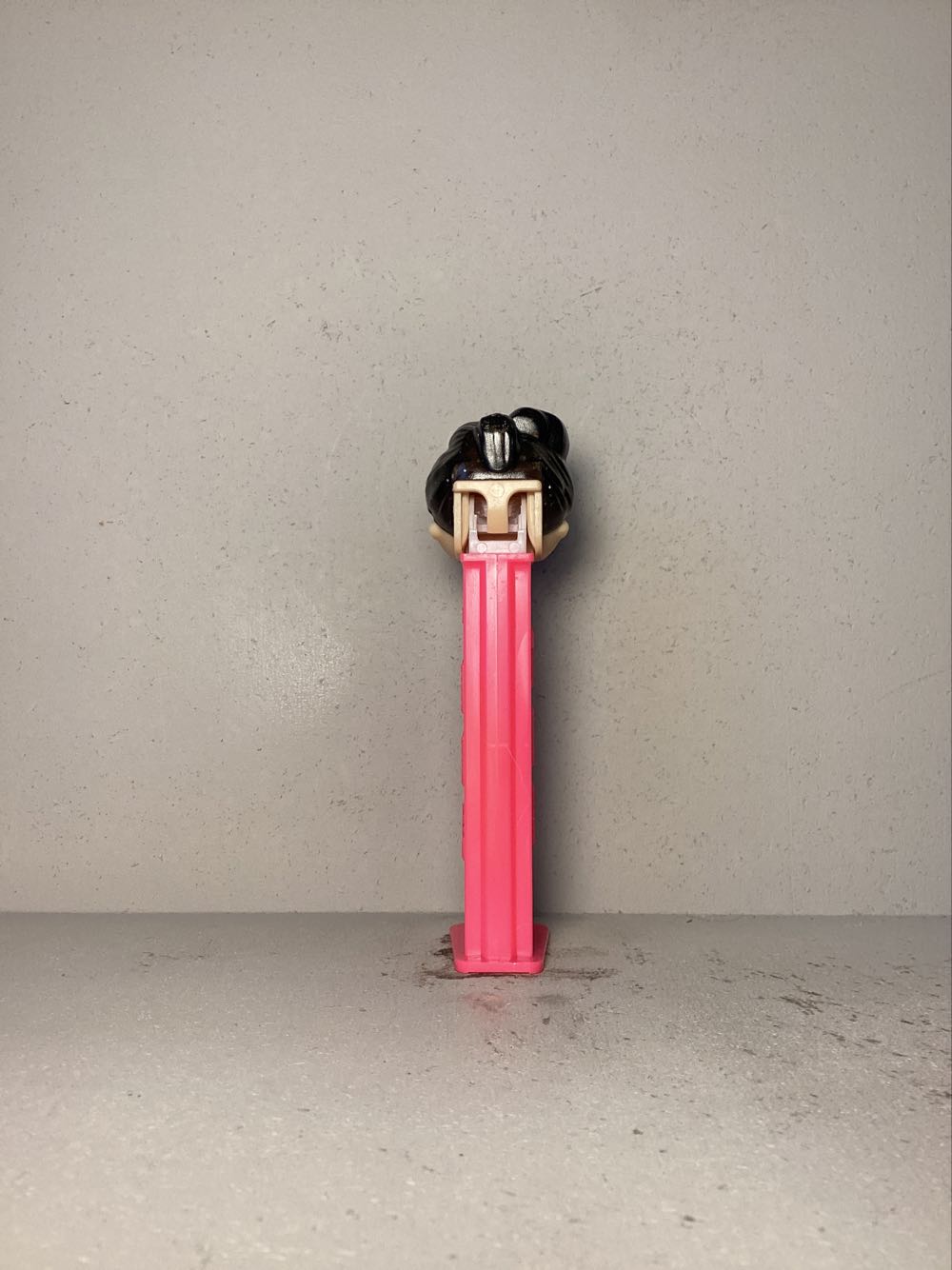 L.O.L. Surprise! -Series 3 - Licenced Characters pez collectible - Main Image 3