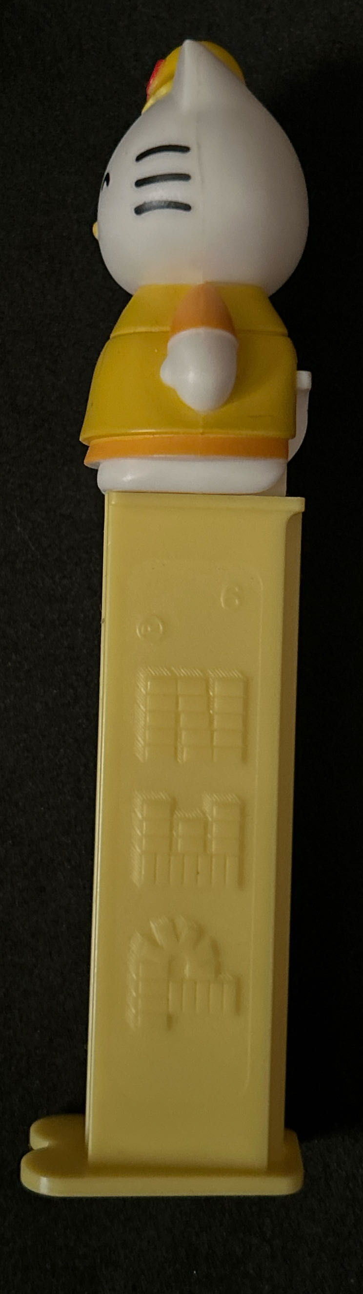 Hello Kitty - Mama - Cartoons pez collectible - Main Image 3