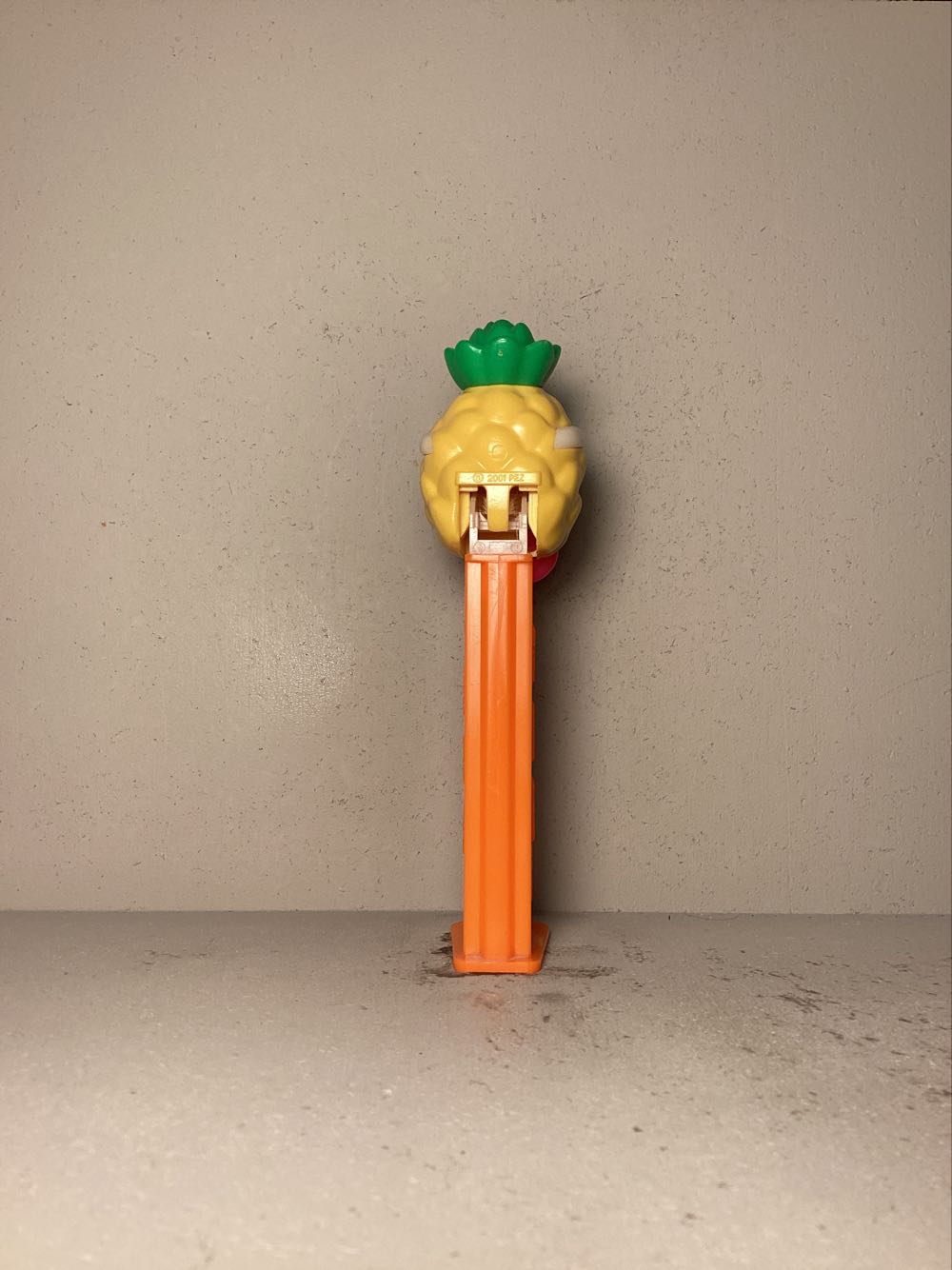 Sourz Pineapple  - Pez Sourz pez collectible - Main Image 3