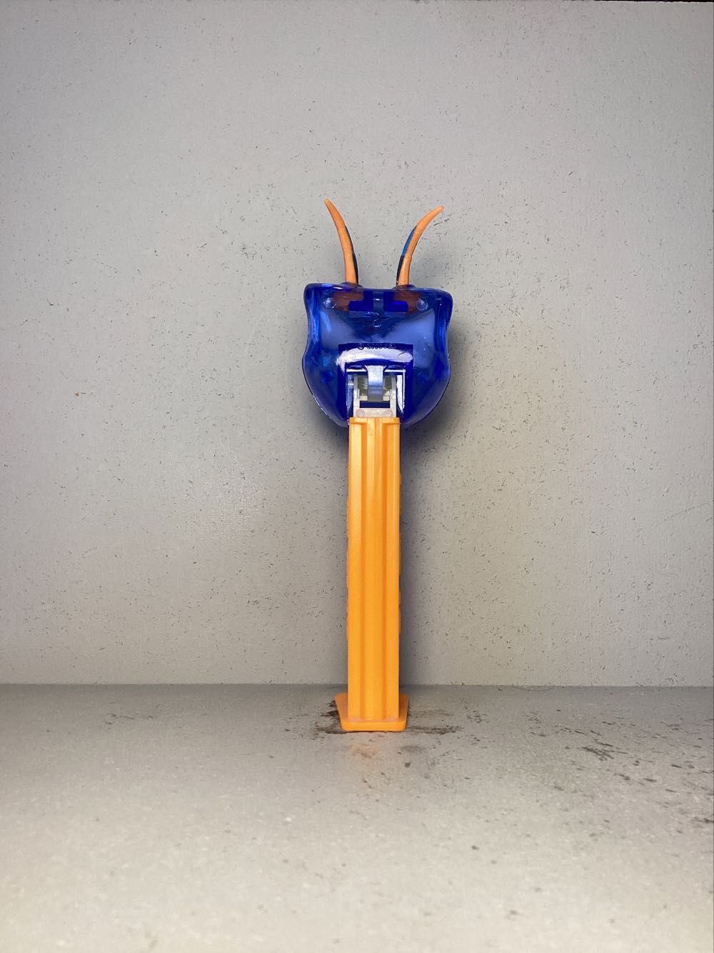 Bugz - Licenced Characters pez collectible - Main Image 3