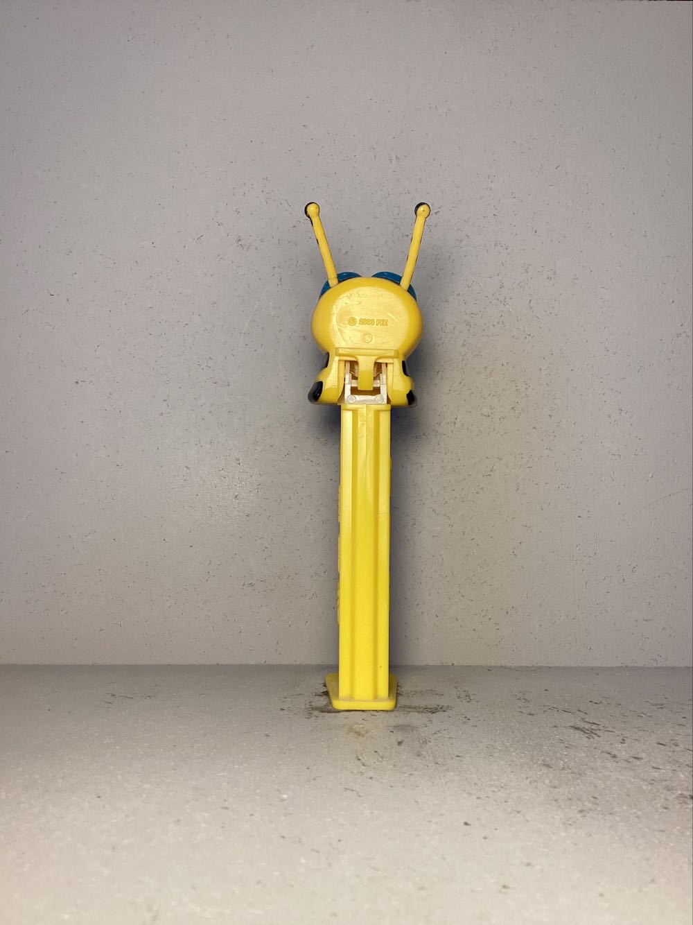 Bugz - Licenced Characters pez collectible - Main Image 3