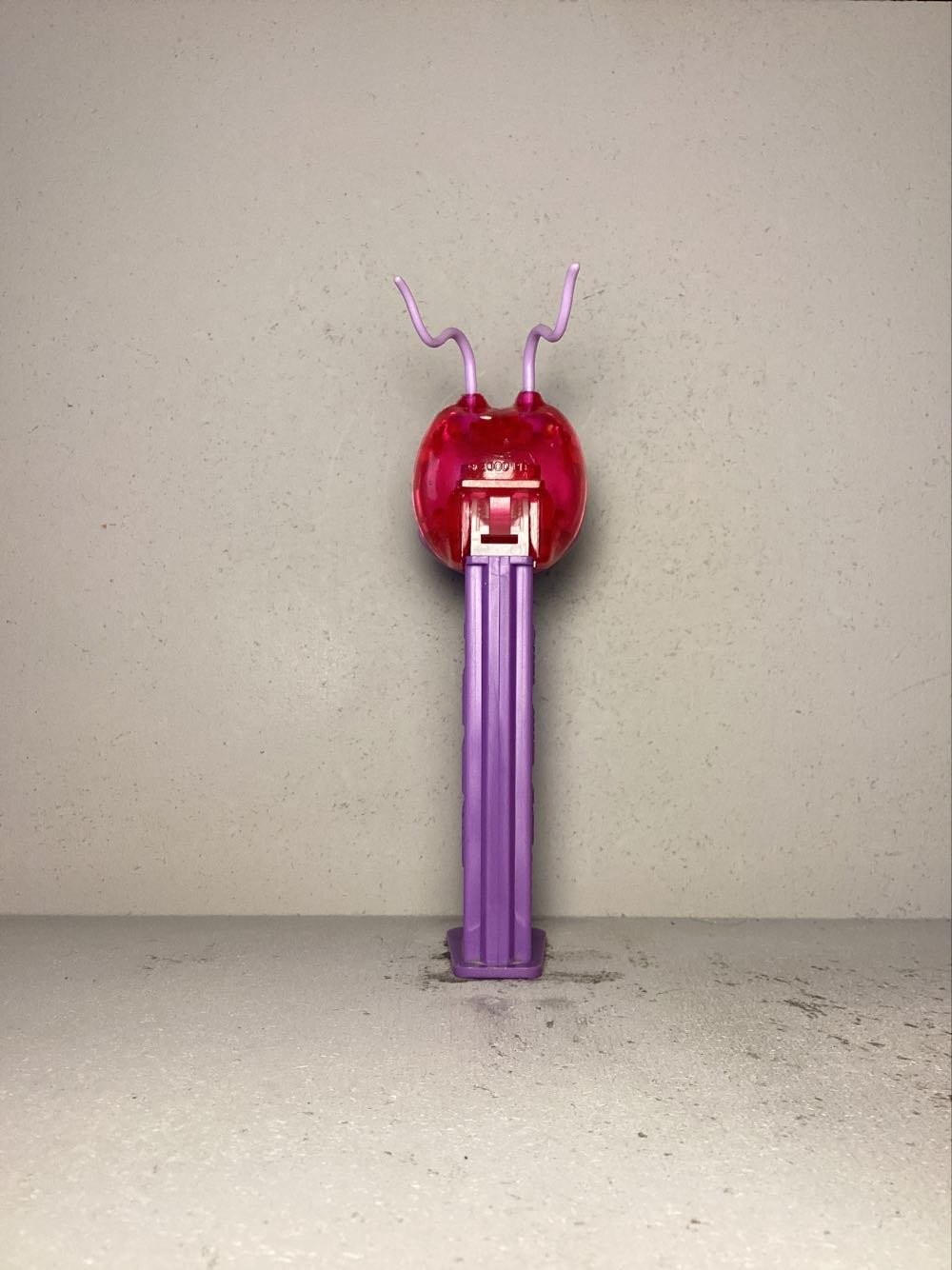 Bugz - Licenced Characters pez collectible - Main Image 3