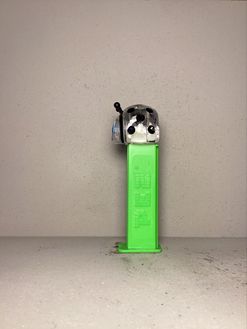 Bugz - Licenced Characters pez collectible - Main Image 4