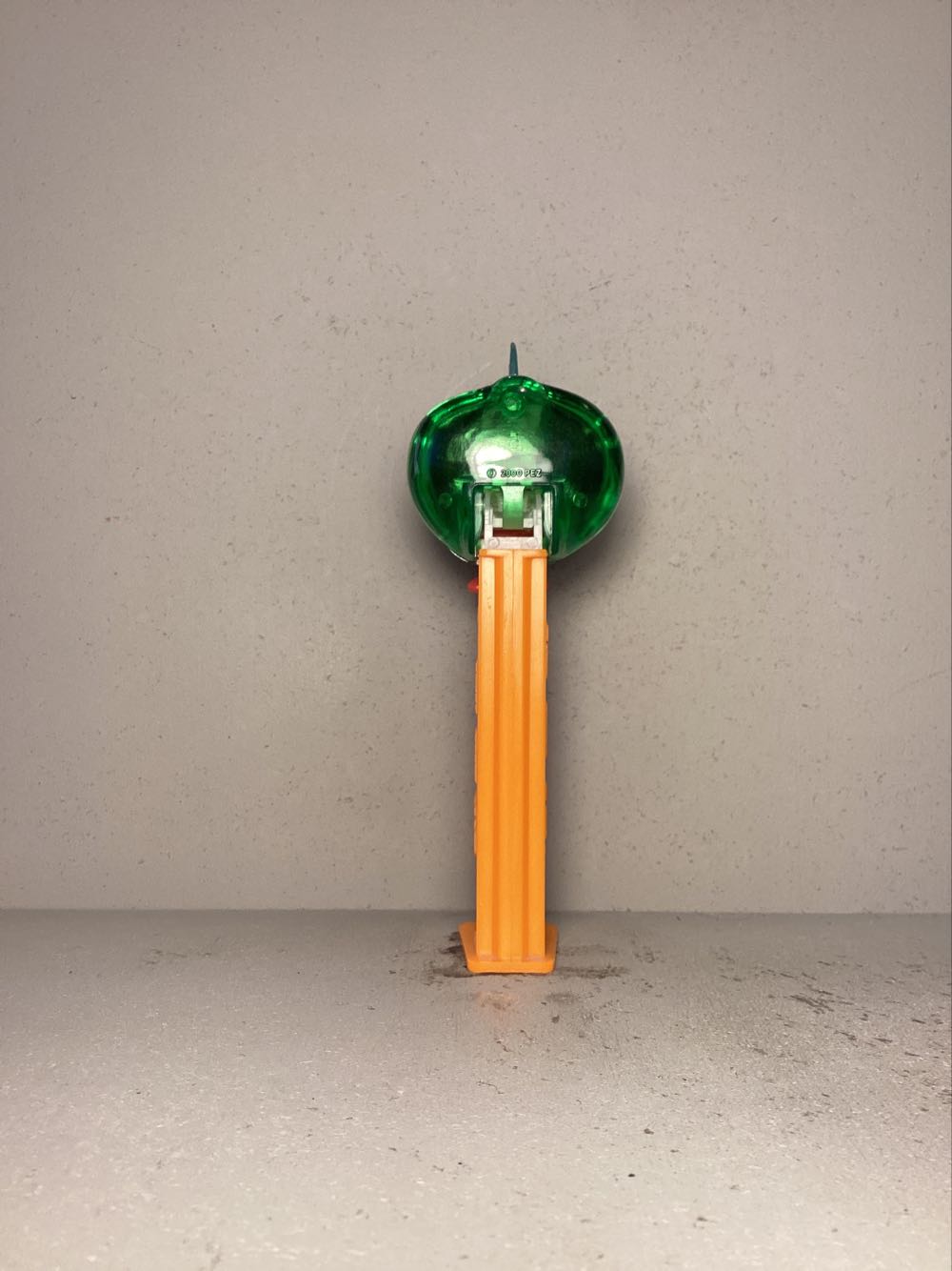 Bugz - Licenced Characters pez collectible - Main Image 3