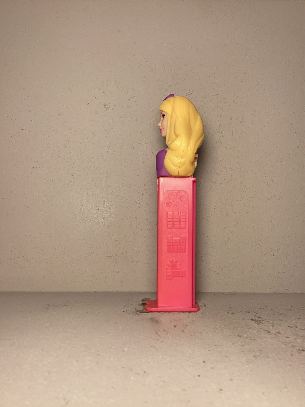 Barbie - Licenced Characters pez collectible - Main Image 4