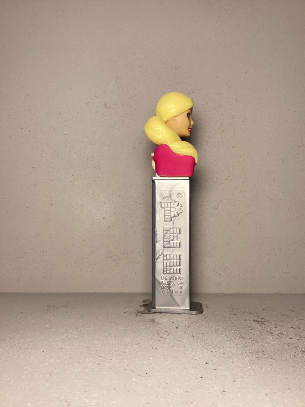 Barbie - Licenced Characters pez collectible - Main Image 2