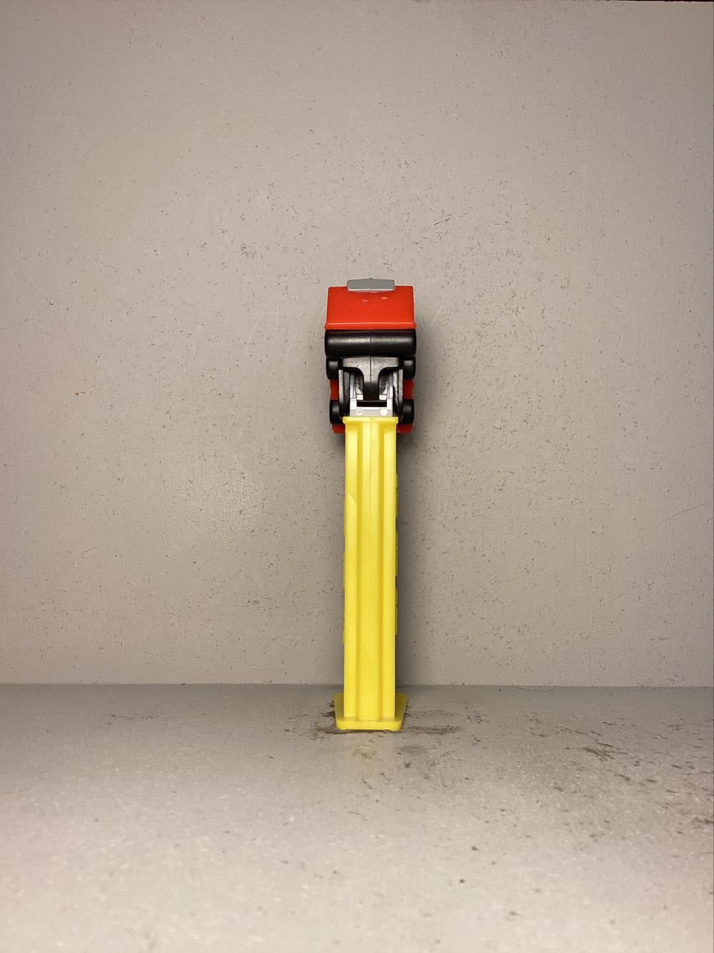 Sam The Fireman - Licenced Characters pez collectible - Main Image 3