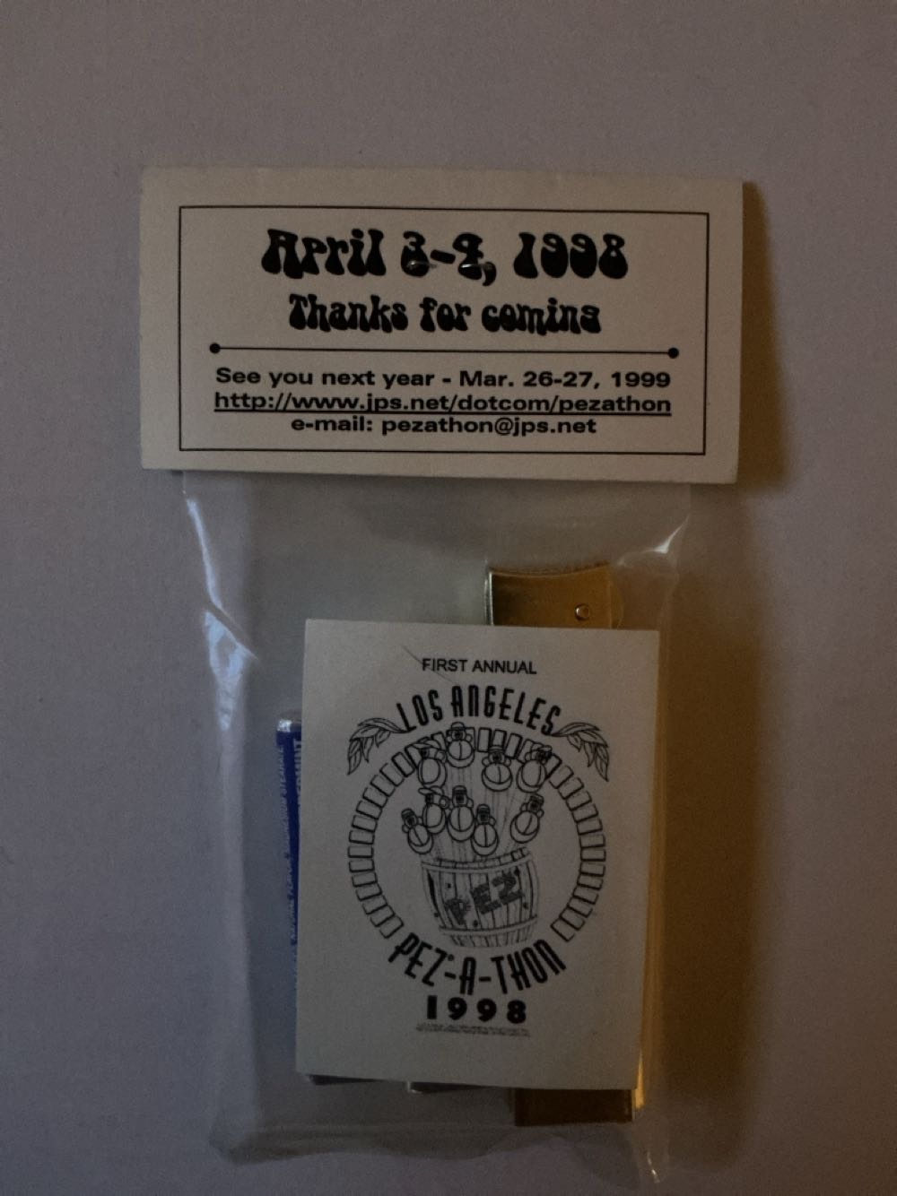 Los Angels Pez - A - Thon  pez collectible - Main Image 2