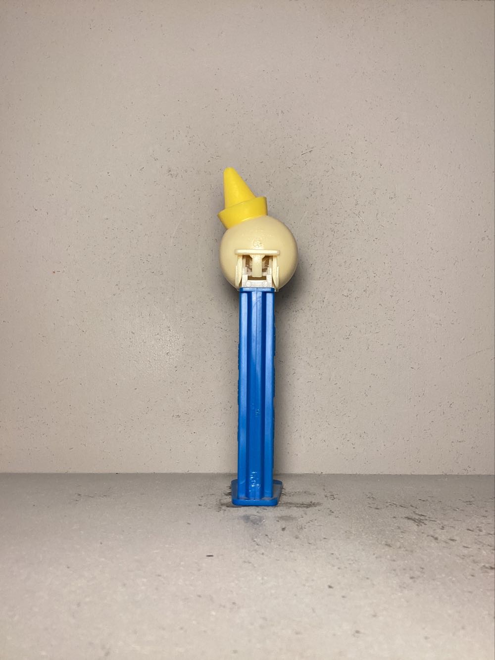 Licensed Characters- Advertising - Licenced Characters pez collectible - Main Image 3